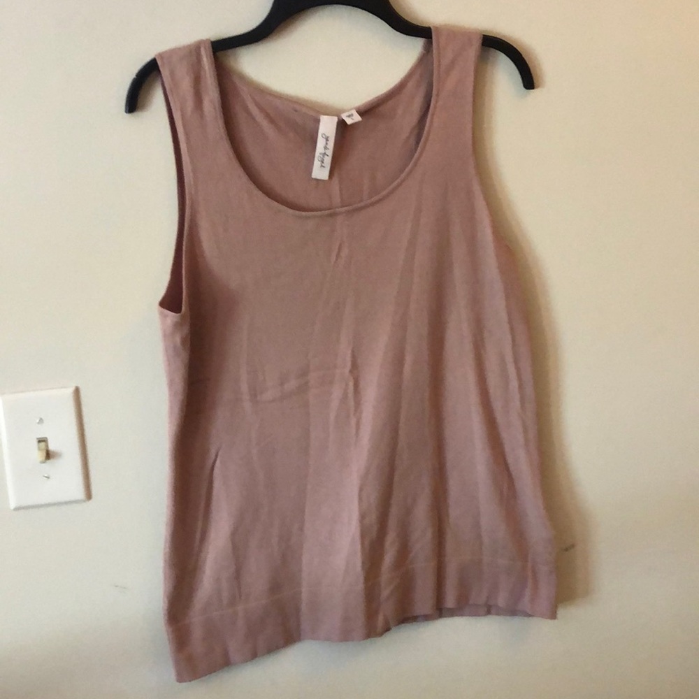 Light sweater tank top